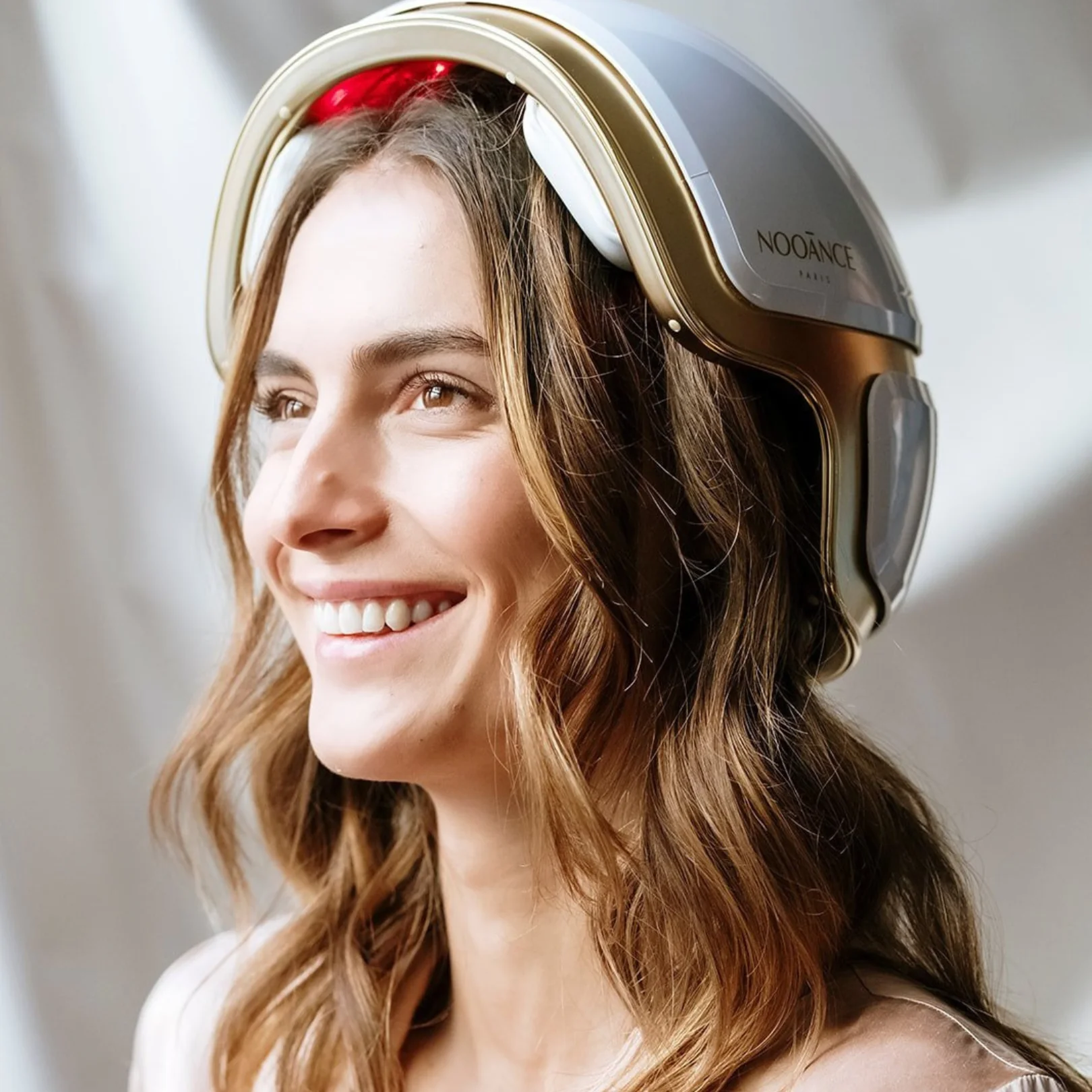 Perte de cheveux : quelle est l'efficacité des casques LED ? - Instant Beaute Bien Être